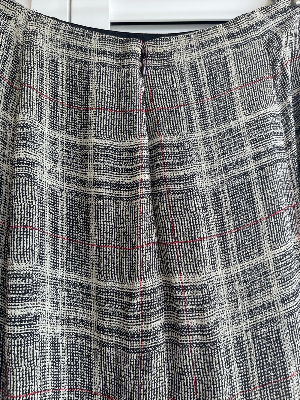 AK Anne Klein 100% Silk Plaid Midi Skirt Size 10 - Picture 7 of 13